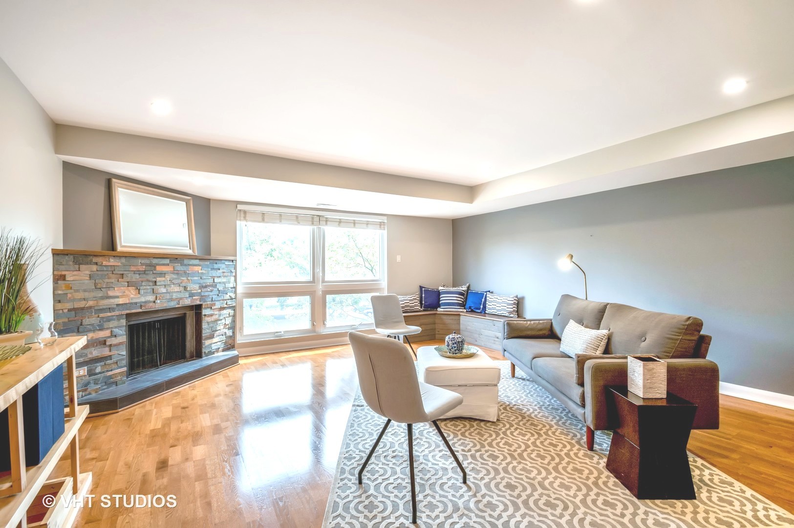 1644 North Mohawk Street, Unit B Chicago, IL 60614 - Photo 4 of 19