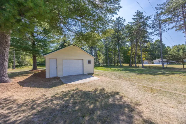 $259,900 | 6825 Riverside Road, Evart, MI 49631