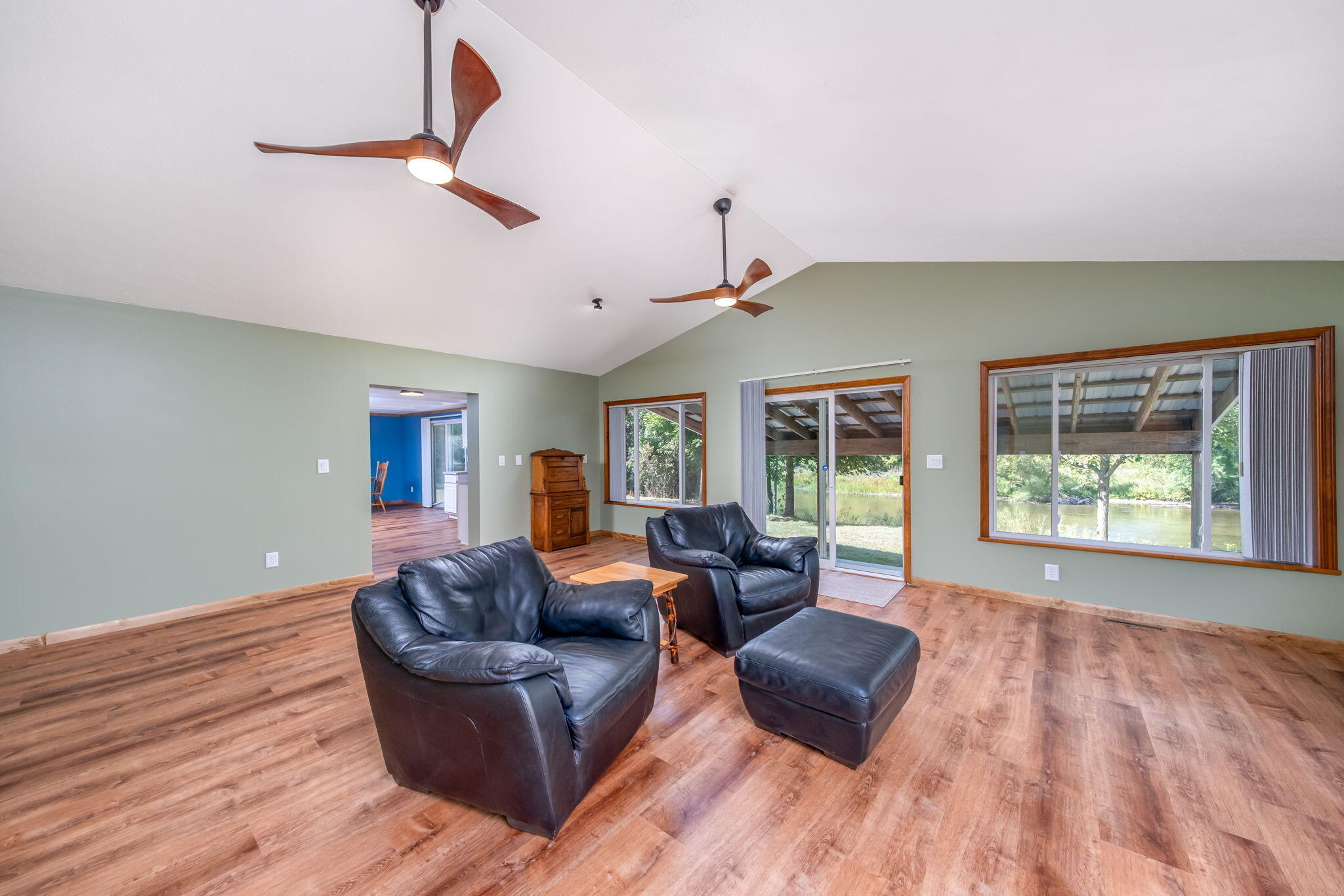 6825 Riverside Road Evart, MI 49631 - Photo 3 of 39 41-web-or-mls-DSCF0658-Edit