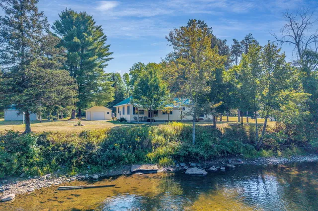 $259,900 | 6825 Riverside Road, Evart, MI 49631