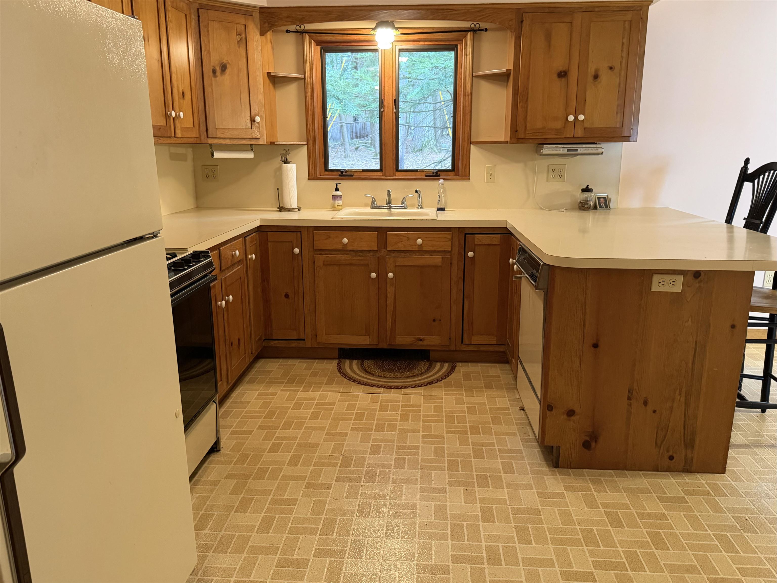 12 Tall Pines Way Meredith, NH 03253 - Photo 16 of 44