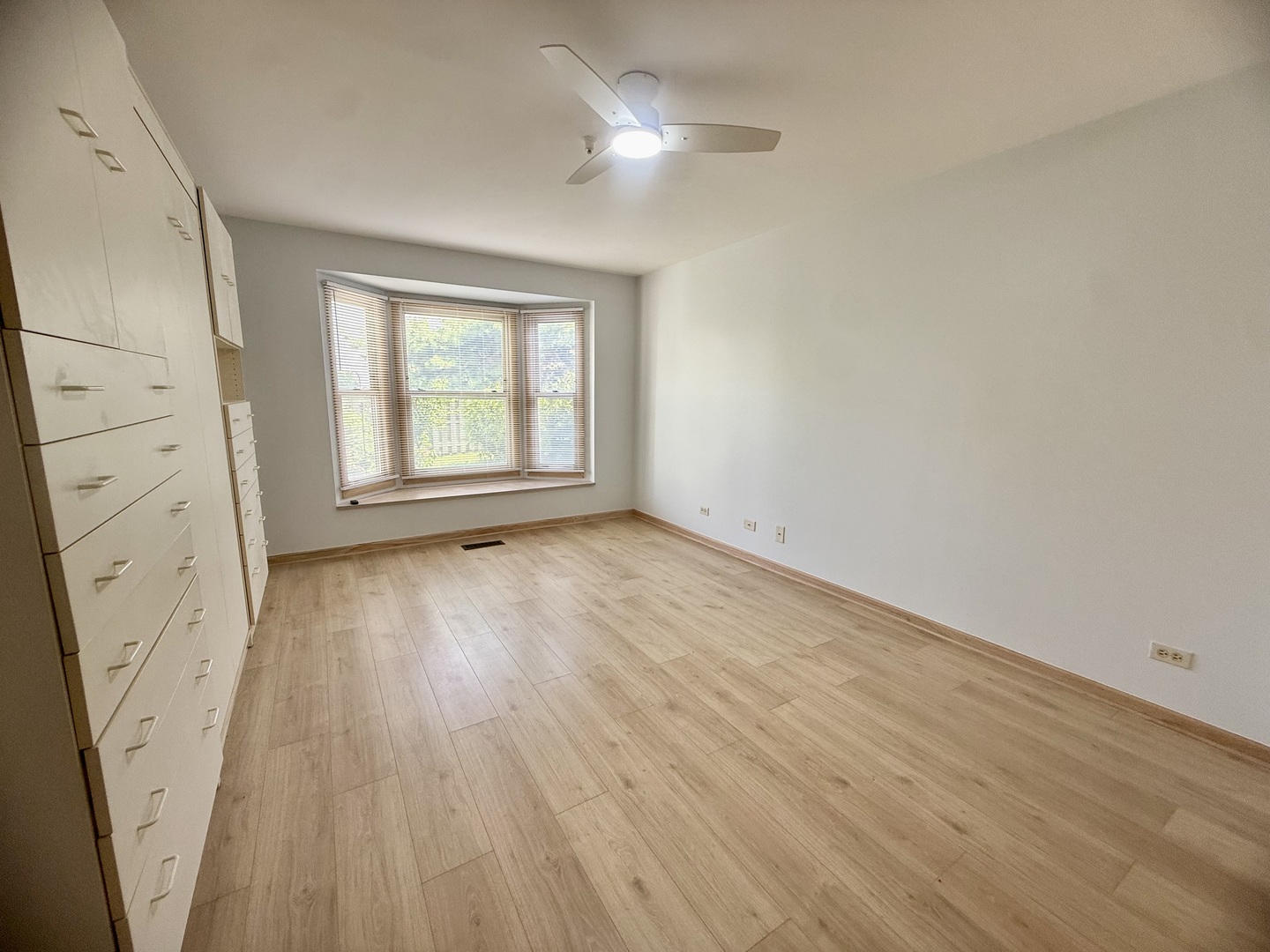 9513 Washington Road Morton Grove, IL 60053 - Photo 11 of 15