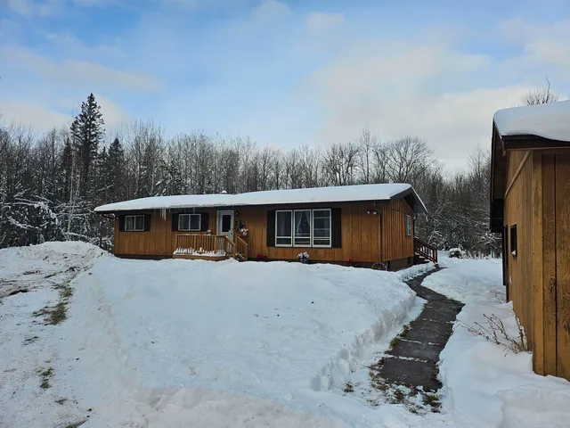 $299,900 | 5629 East Clara Barton Road, South Range, WI 54874