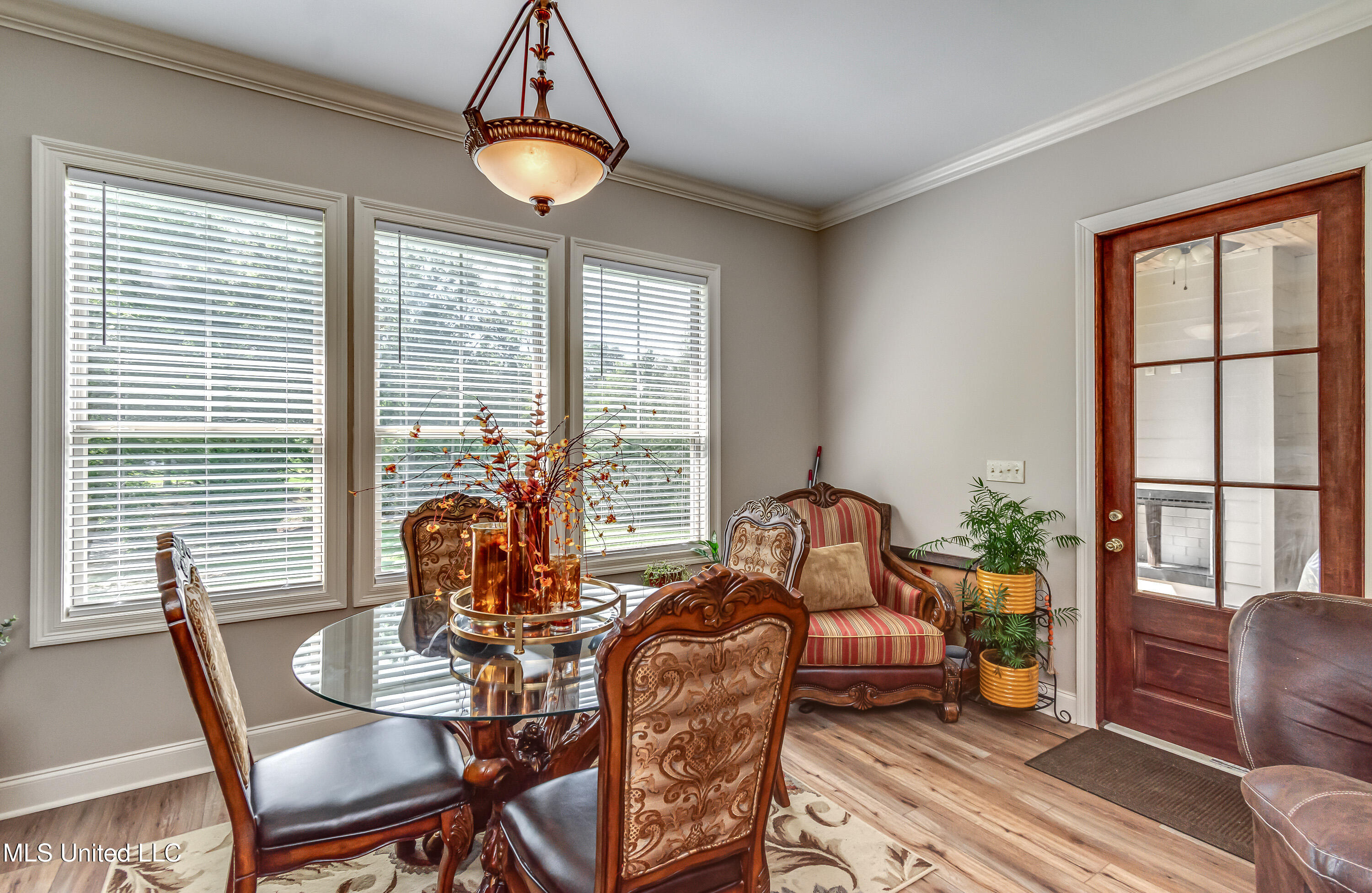 3926 Highway 80 Brandon, MS 39042 - Photo 27 of 68 3926 US 80-28