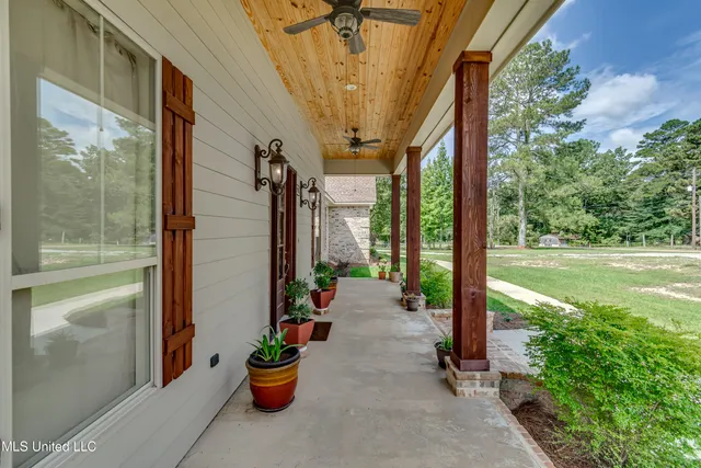 $499,800 | 3926 Highway 80, Brandon, MS 39042