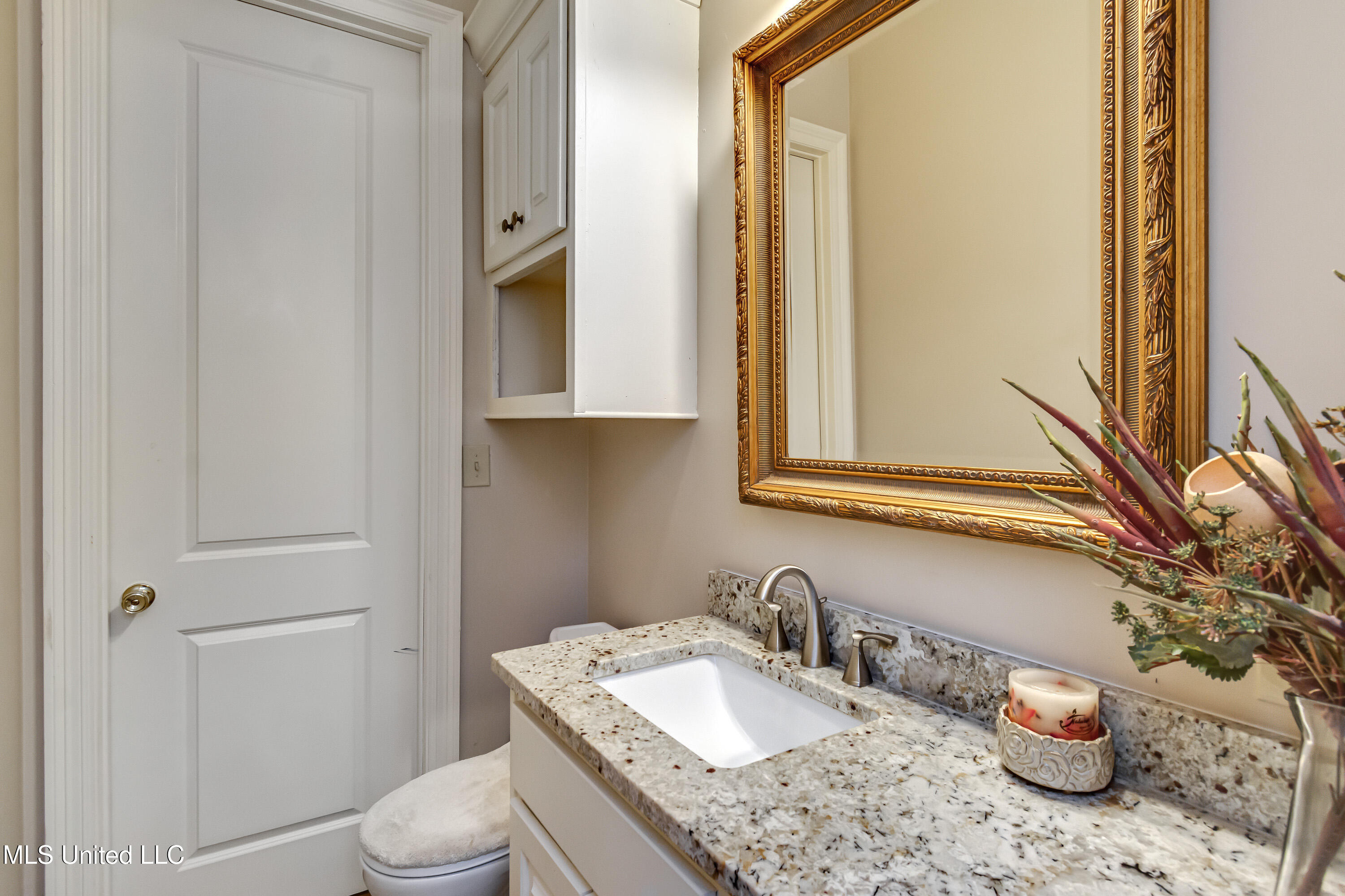 3926 Highway 80 Brandon, MS 39042 - Photo 55 of 68 3926 US 80-56