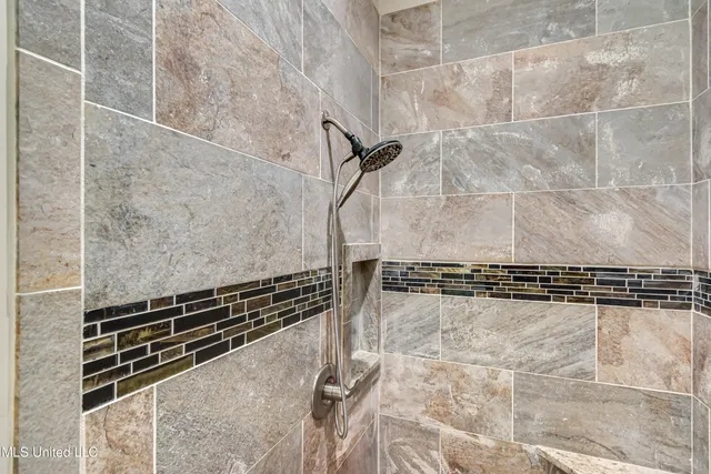 $499,800 | 3926 Highway 80, Brandon, MS 39042