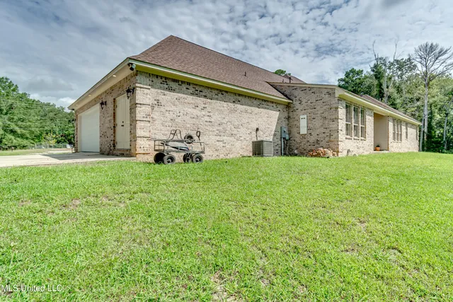 $499,800 | 3926 Highway 80, Brandon, MS 39042