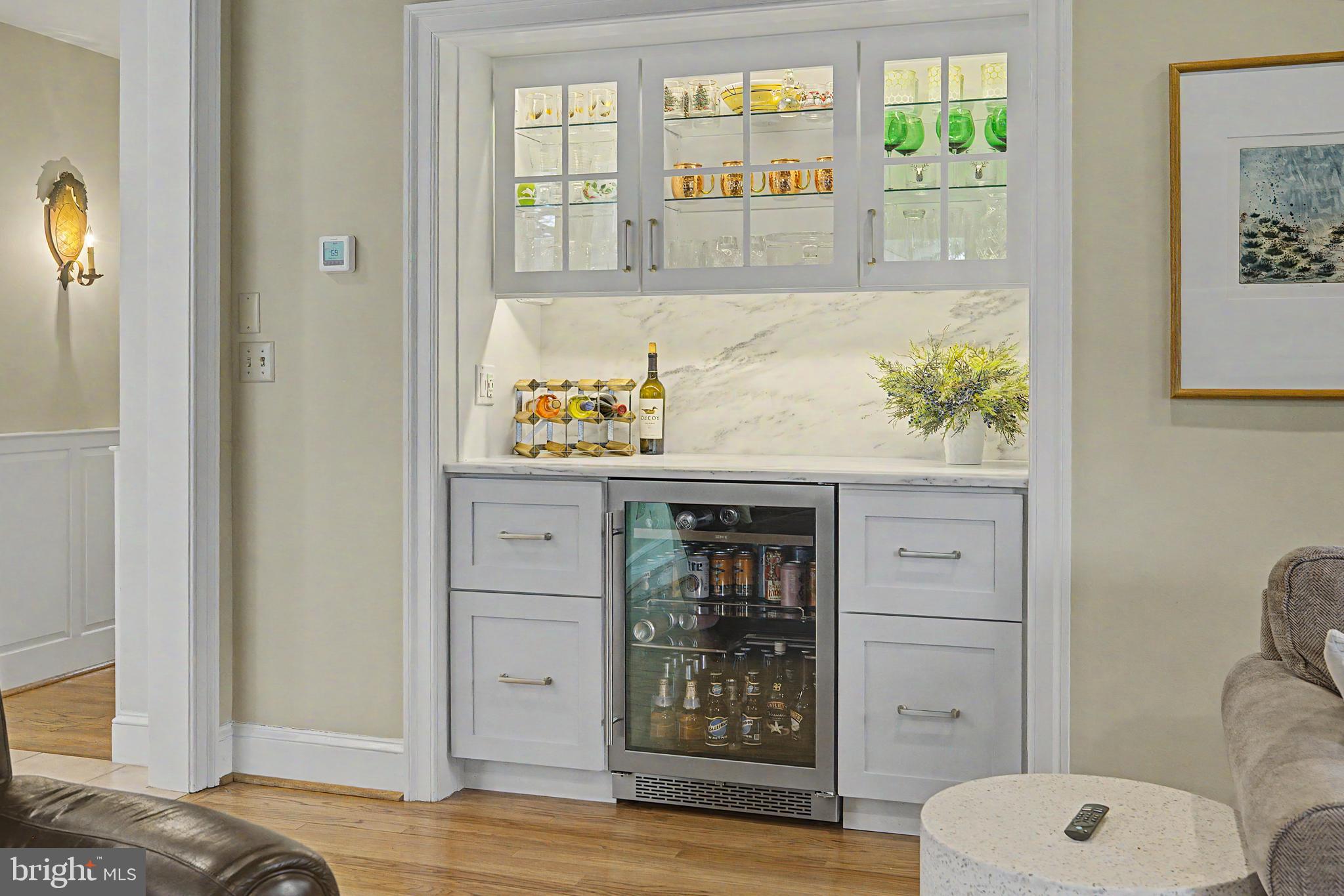 2047 Shearer Road Lansdale, PA 19446 - Photo 14 of 51 Family Room Dry Bar