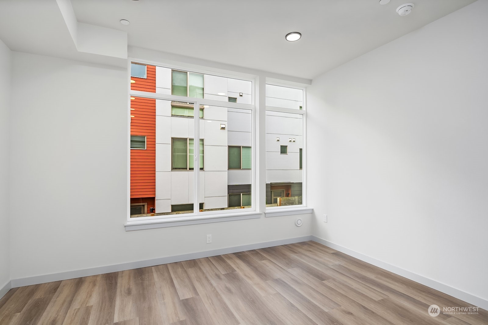 720 North Allen Place Seattle, WA 98103 - Photo 5 of 17 Gallery Image 5
