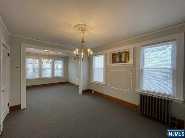 $1,850 | 41 Windsor Street, Unit 2, Kearny, NJ 07032