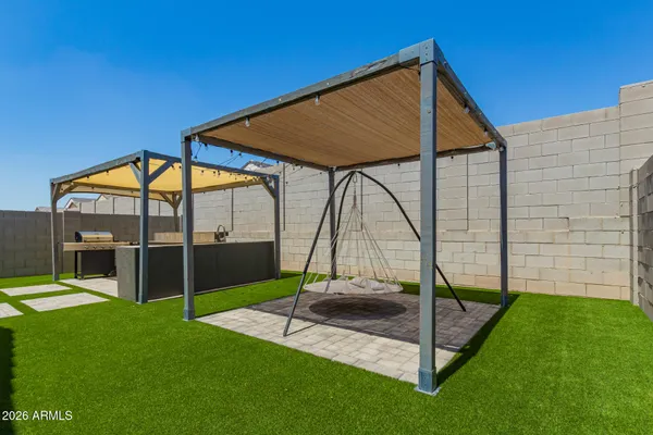 a view of outdoor space