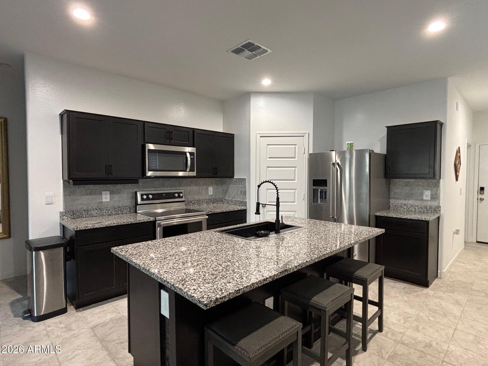 2004 West Sandoval Avenue Apache Junction, AZ 85120 - Photo 8 of 43 IMG_2727