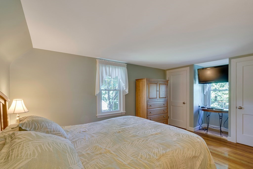 17 Milton Road Reading, MA 01867 - Photo 17 of 22 Gallery Image 17