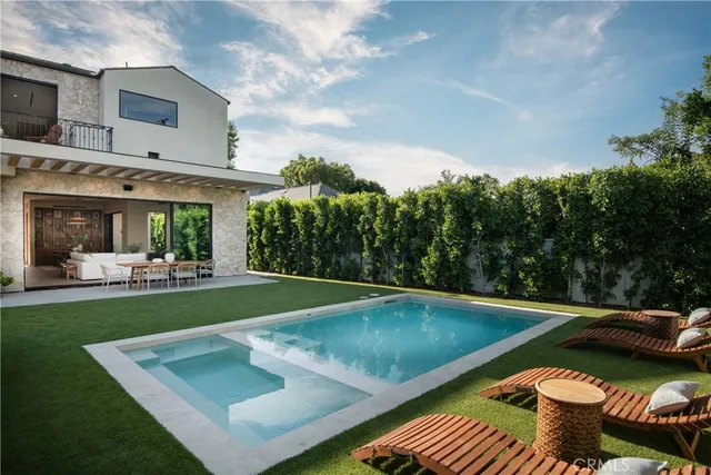 $3,495,000 | 4500 Calhoun Avenue, Sherman Oaks, CA 91423