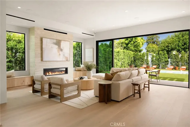 $3,495,000 | 4500 Calhoun Avenue, Sherman Oaks, CA 91423