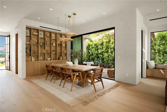 $3,495,000 | 4500 Calhoun Avenue, Sherman Oaks, CA 91423