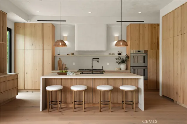 $3,495,000 | 4500 Calhoun Avenue, Sherman Oaks, CA 91423