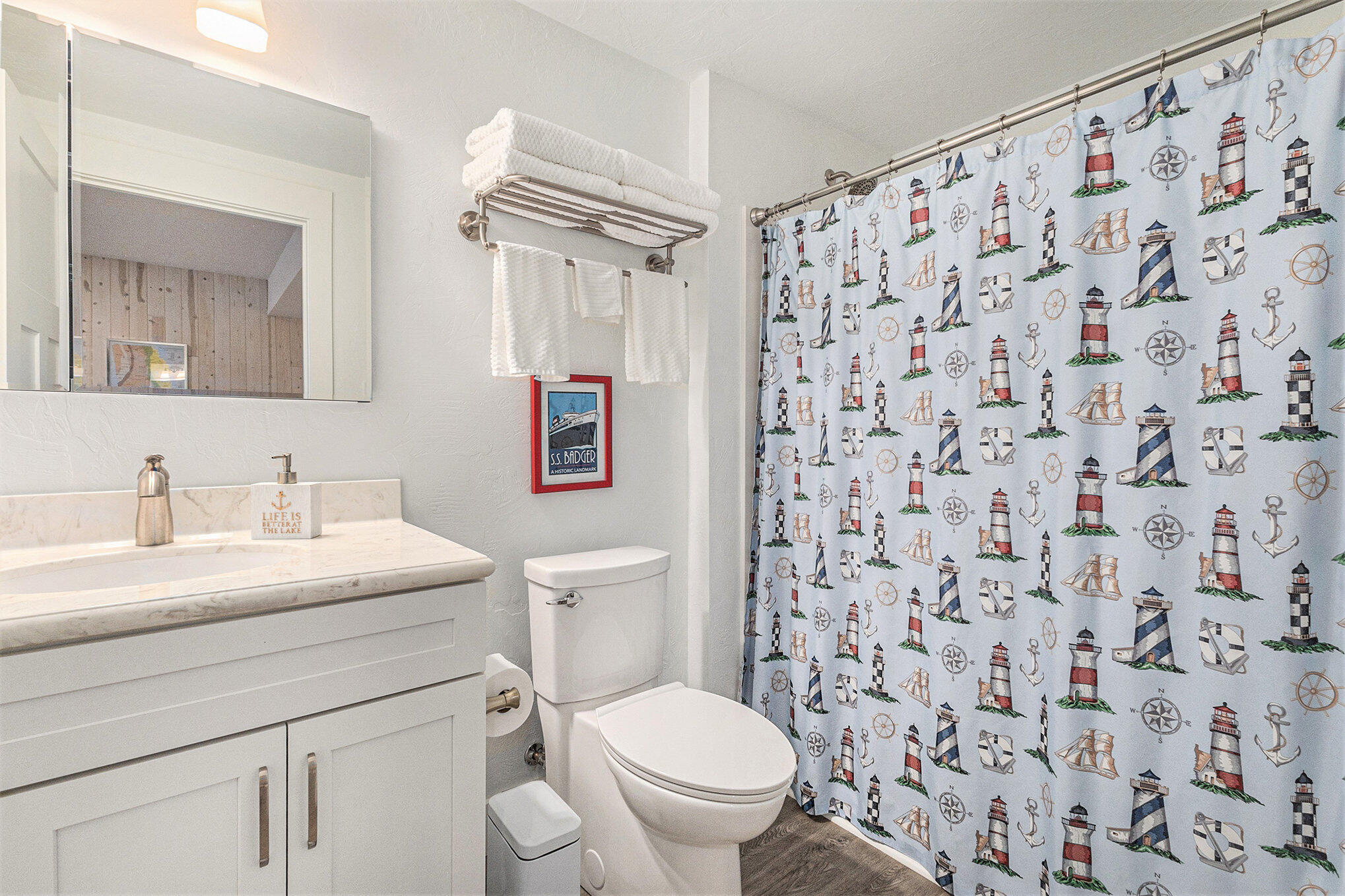 2918 Piney Ridge Road Ludington, MI 49431 - Photo 38 of 59 En Suite Bathroom