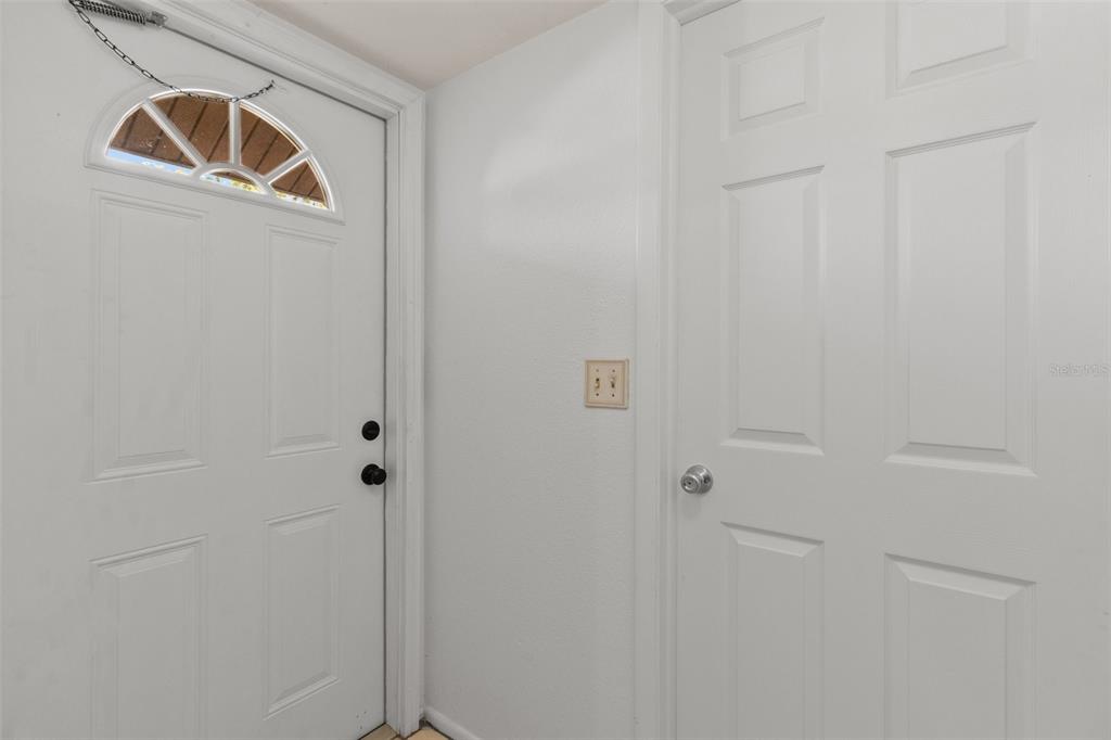 5628 Linksman Place North Port, FL 34287 - Photo 4 of 33 a bathroom with a bathtub