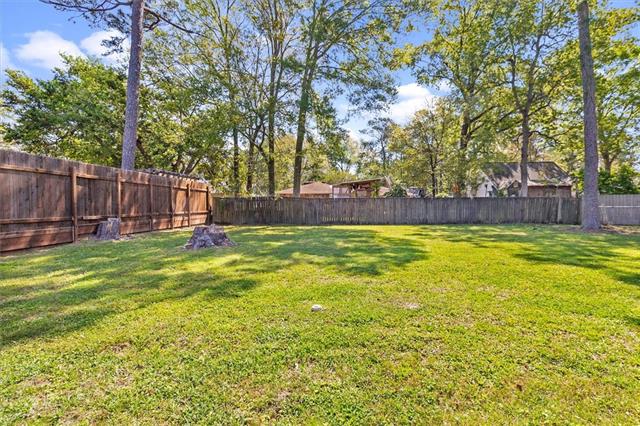 220 Chestnut Street Mandeville, LA 70471 - Photo 3 of 23