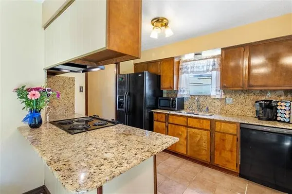 $310,000 | 220 Chestnut Street, Mandeville, LA 70471