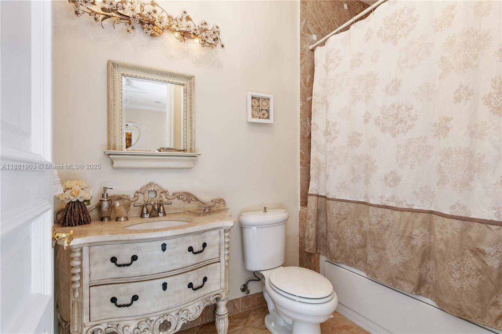 2951 Lake Ridge Lane Weston, FL 33332 - Photo 37 of 64