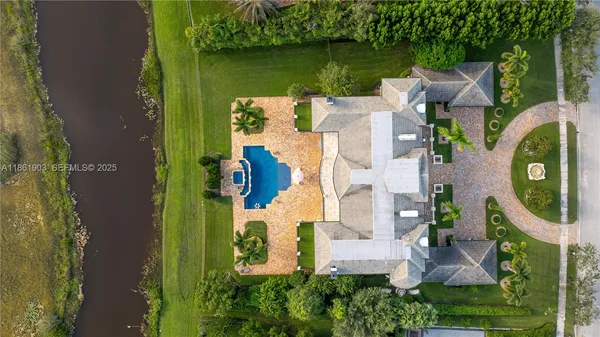 front view of house with a yard