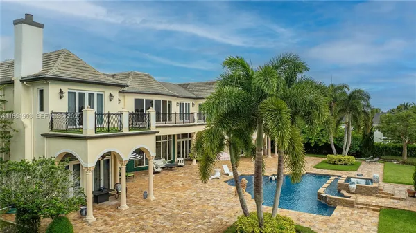 $6,990,000 | 2951 Lake Ridge Lane, Weston, FL 33332