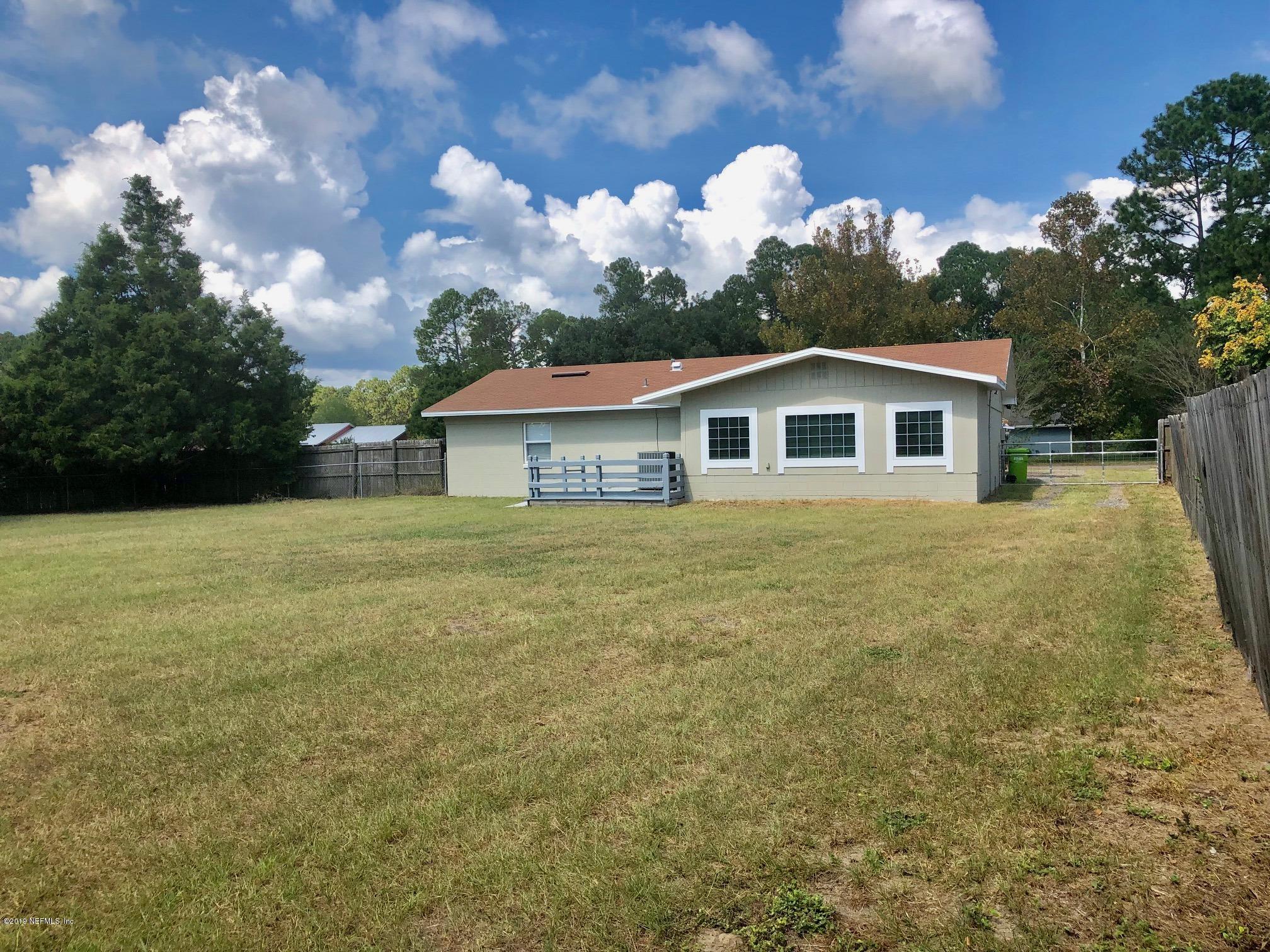 86078 Spring Meadow Avenue Yulee, FL 32097 - Photo 14 of 19 rear