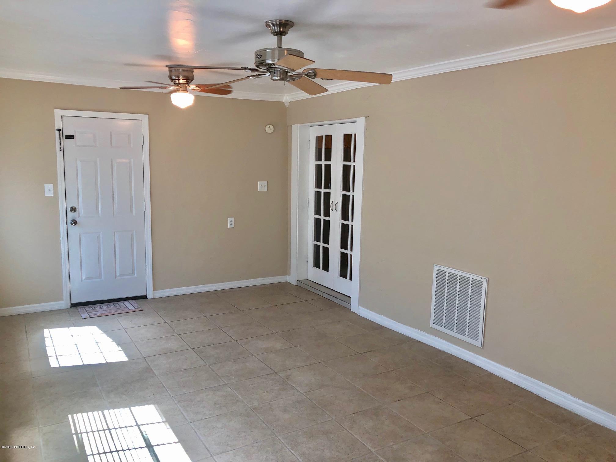 86078 Spring Meadow Avenue Yulee, FL 32097 - Photo 6 of 19 Florida room