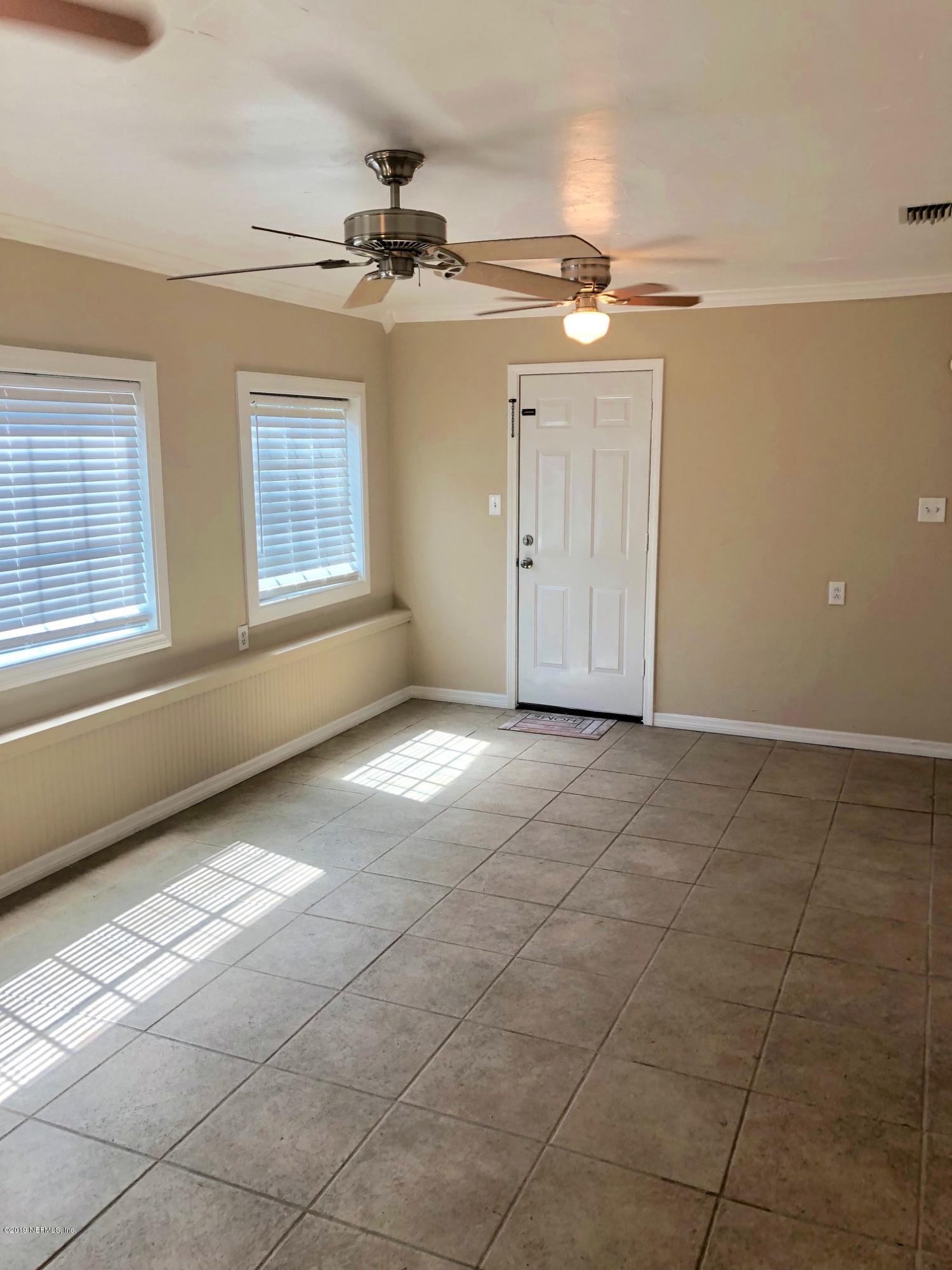 86078 Spring Meadow Avenue Yulee, FL 32097 - Photo 7 of 19 florida room2