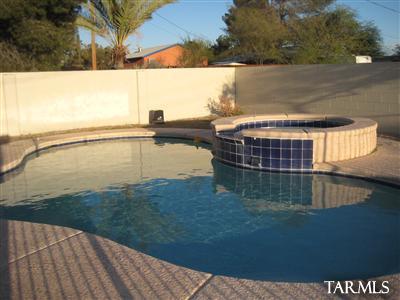 4866 East Montecito Street Tucson, AZ 85711 - Photo 9 of 10