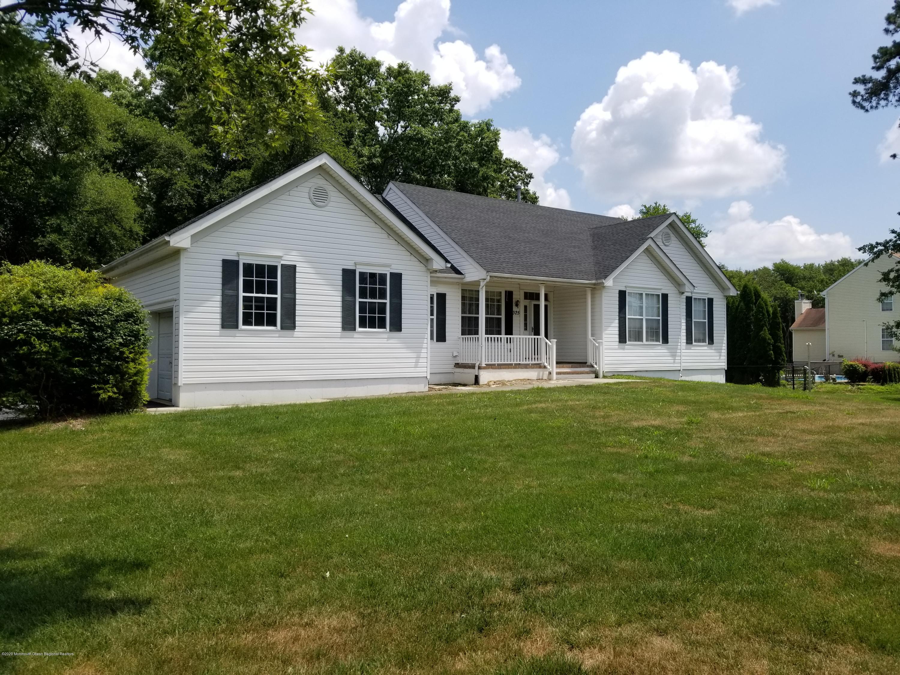 325 Leesville Road Jackson, NJ 08527 - Photo 2 of 7 20200708_124434