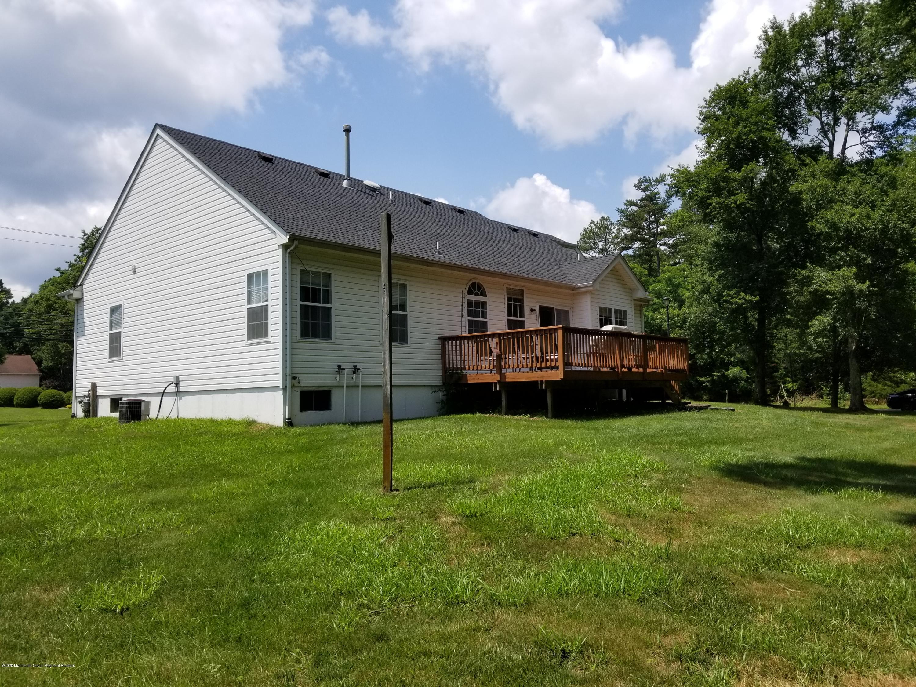 325 Leesville Road Jackson, NJ 08527 - Photo 3 of 7 20200708_124614