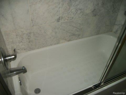 3975 Quarton Road Bloomfield Hills, MI 48301 - Photo 19 of 21 100_6848.JPG