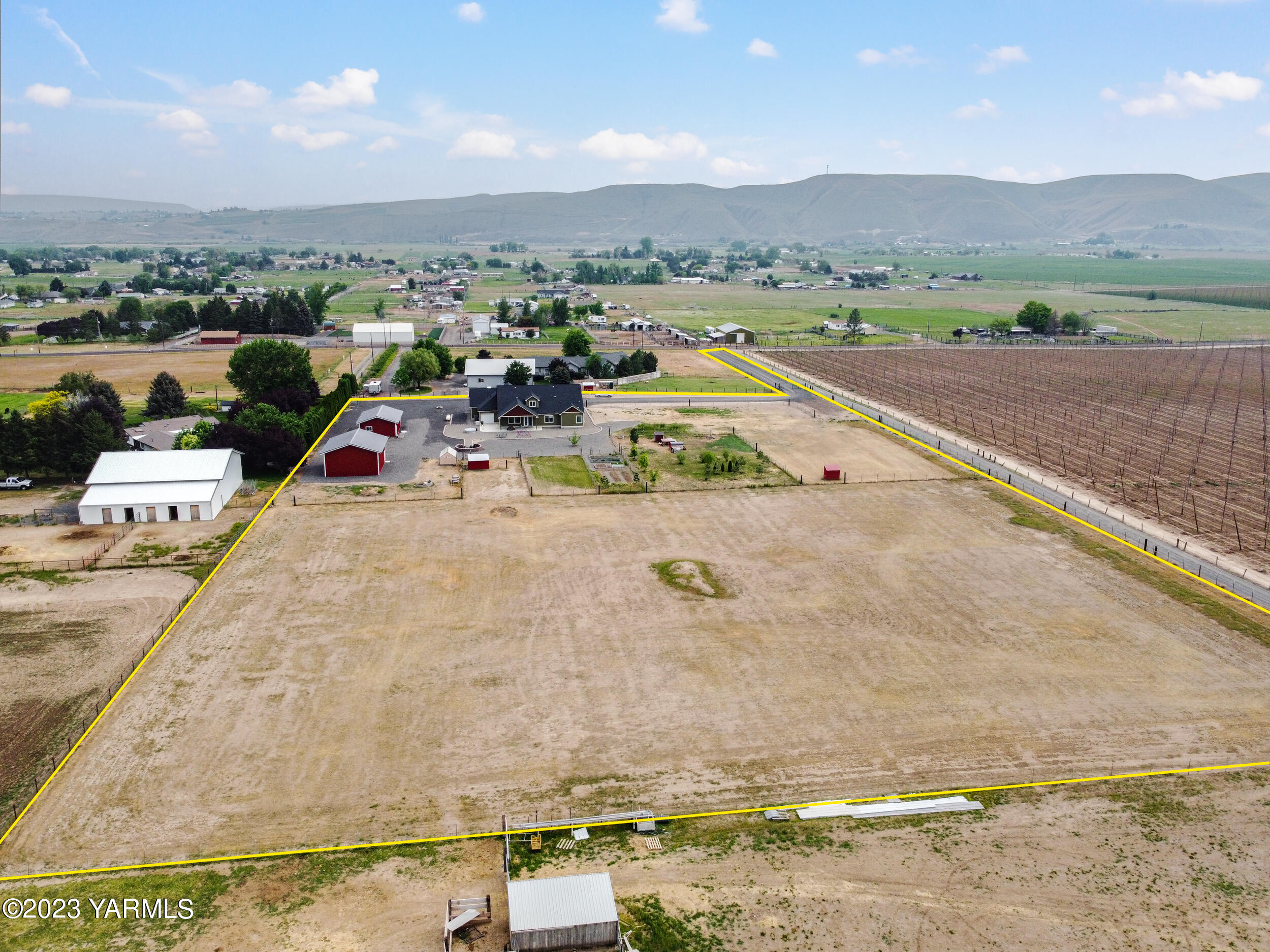 245 West Huntzinger Road Selah, WA 98942 - Photo 45 of 54 More Boundary Marking
