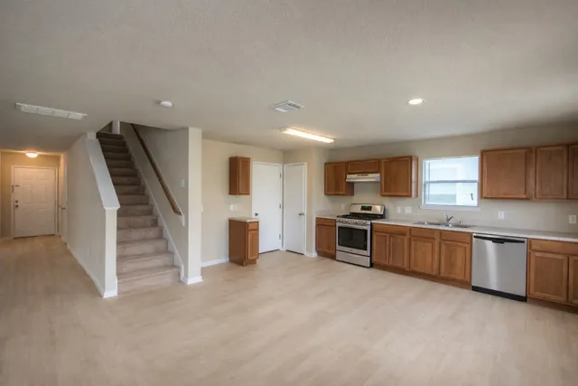 $2,200 | 3554 Garrison Run Drive, Spring, TX 77386