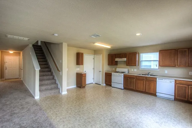 $2,200 | 3554 Garrison Run Drive, Spring, TX 77386