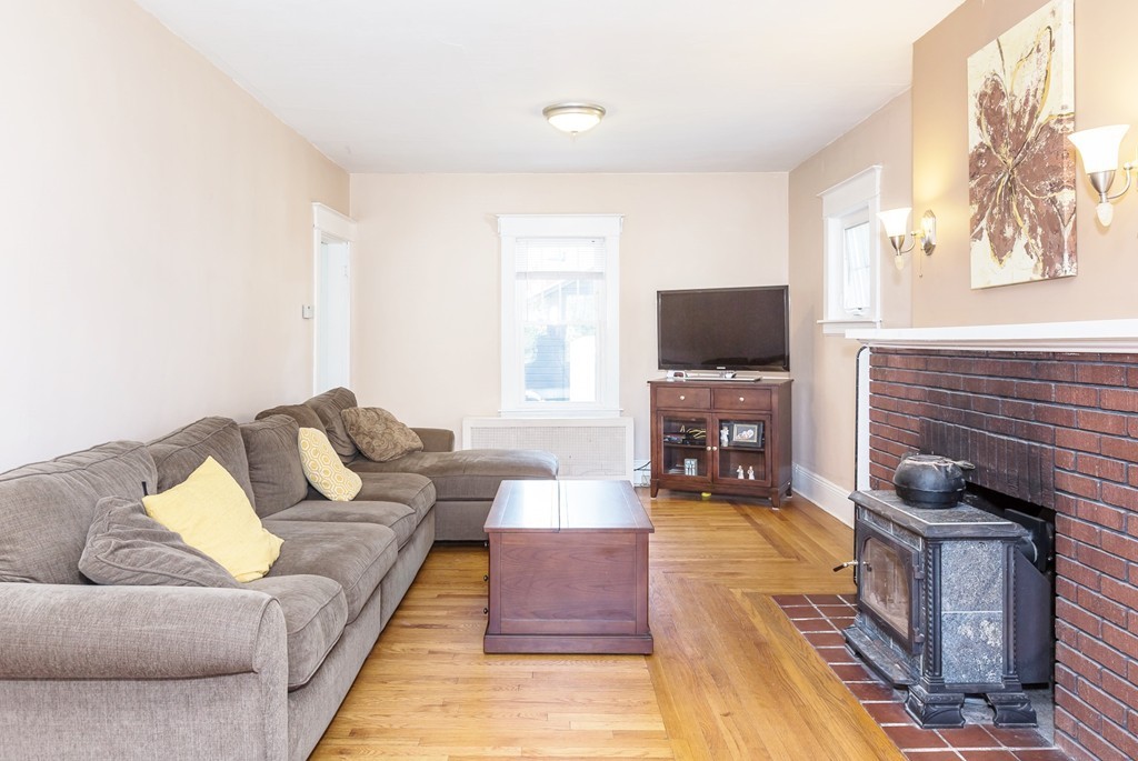 150 Rimmon Avenue Chicopee, MA 01013 - Photo 5 of 17 Gallery Image 5