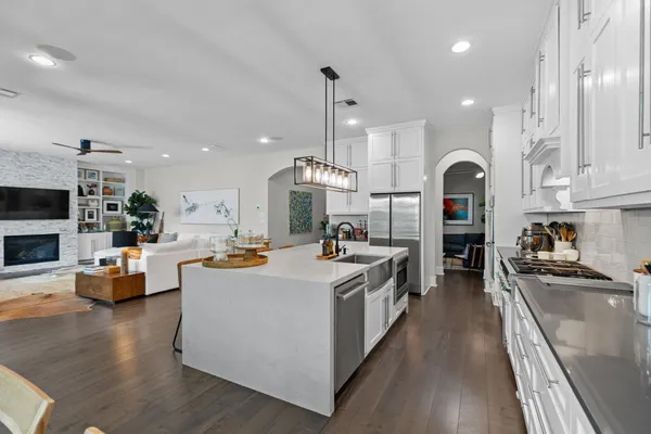 $11,000 | 2518 Southgate Boulevard, Houston, TX 77030