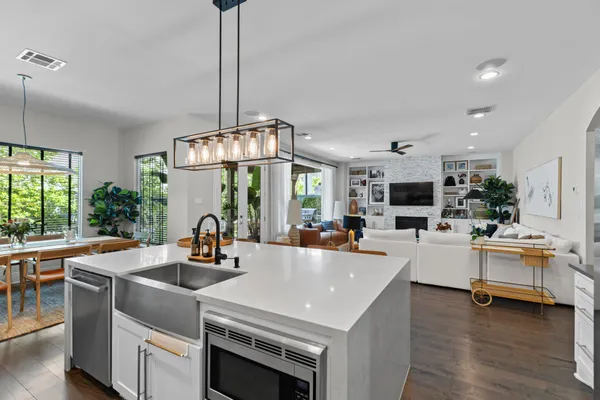 $11,000 | 2518 Southgate Boulevard, Houston, TX 77030