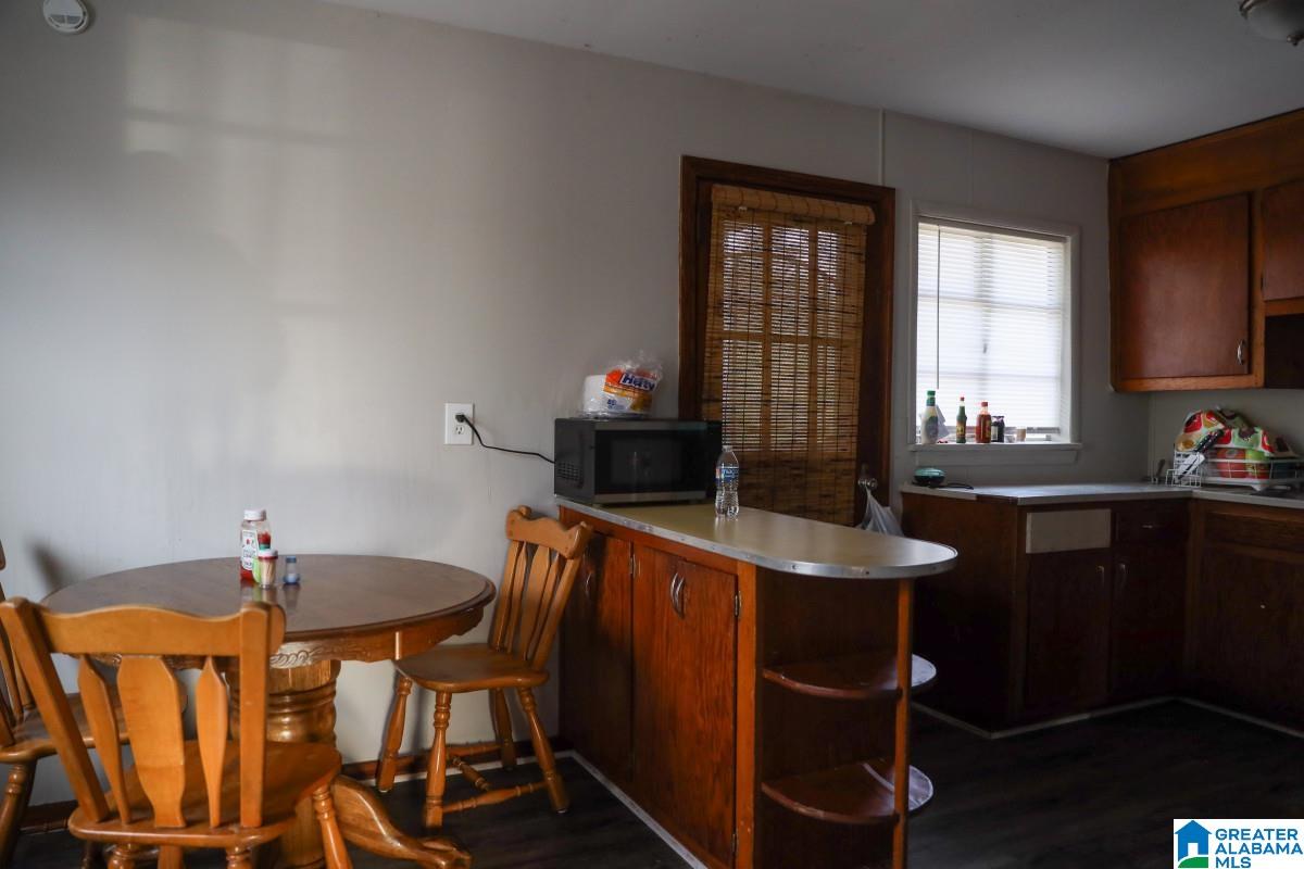 1021 14th Place Southwest Birmingham, AL 35211 - Photo 5 of 21