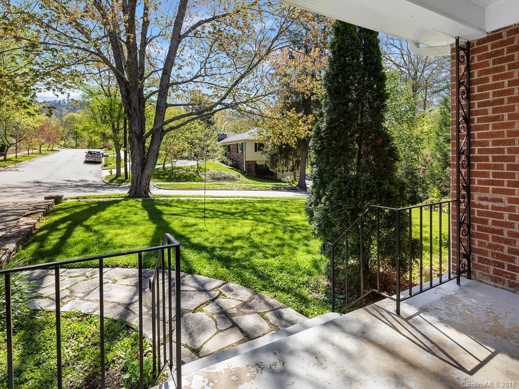 60 Manetta Road Asheville, NC 28804 - Photo 3 of 21 Gallery Image 3