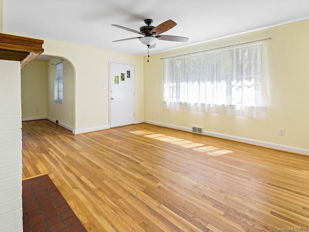 60 Manetta Road Asheville, NC 28804 - Photo 6 of 21 Gallery Image 6