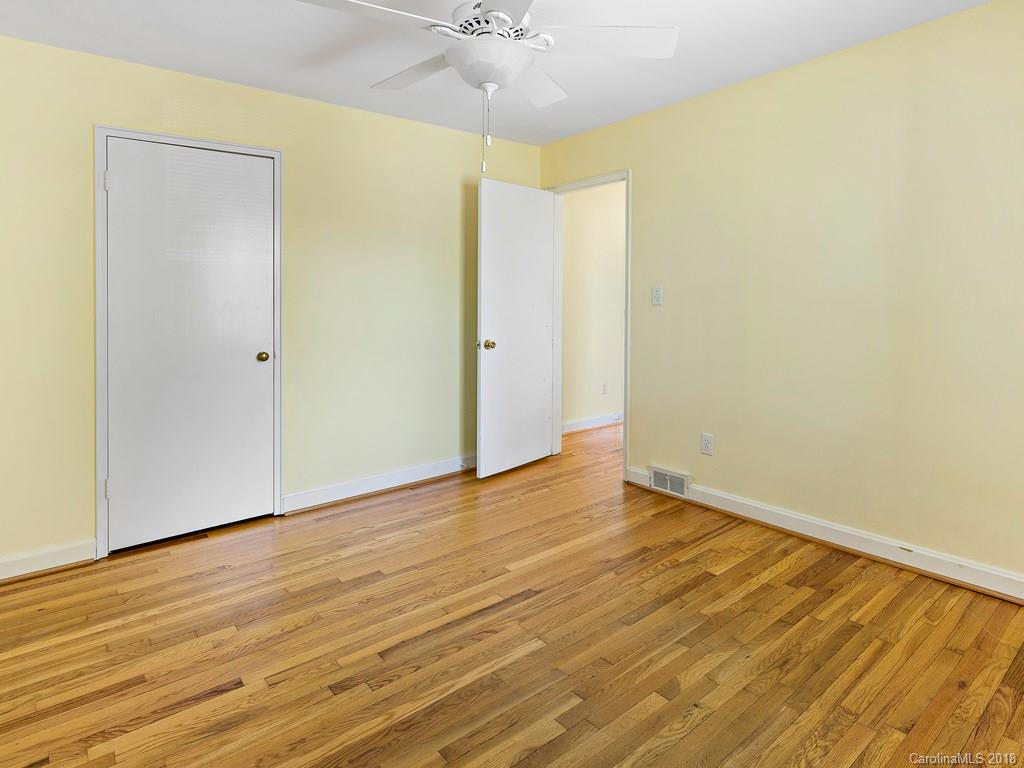 60 Manetta Road Asheville, NC 28804 - Photo 10 of 21 Gallery Image 10