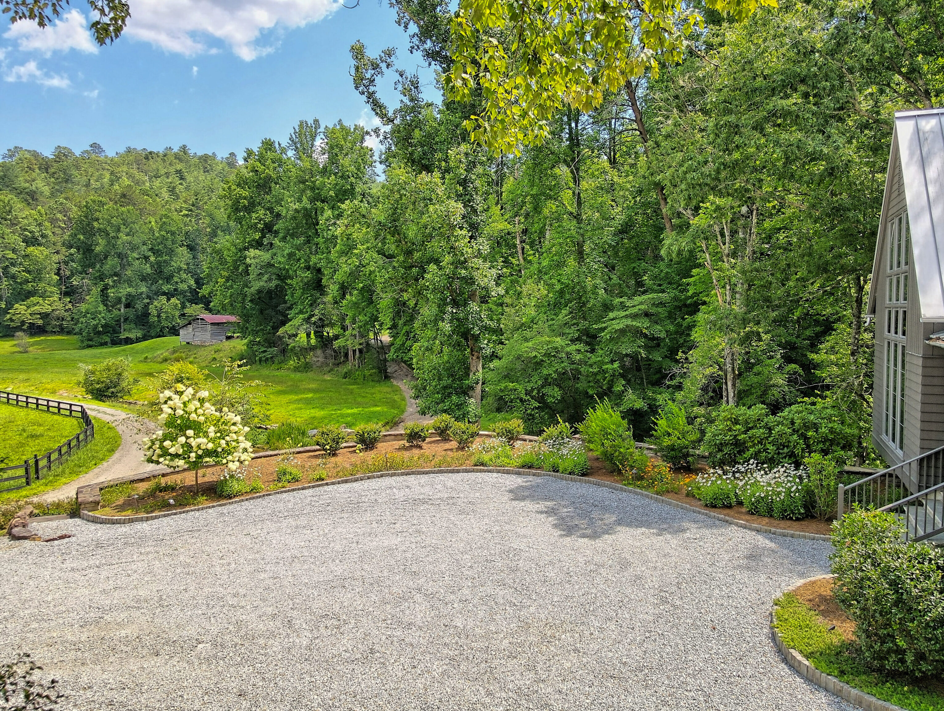 3622 Sandy Ford Road Clayton, GA 30525 - Photo 11 of 183 Gallery Image 11