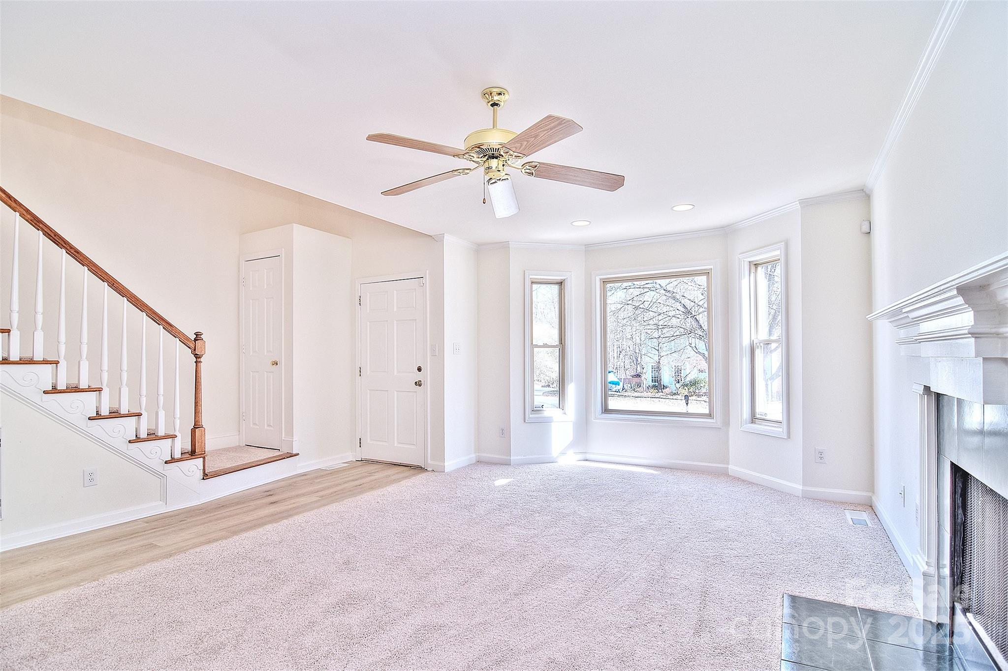 7033 Rothmore Street Charlotte, NC 28215 - Photo 8 of 37 Gallery Image 8