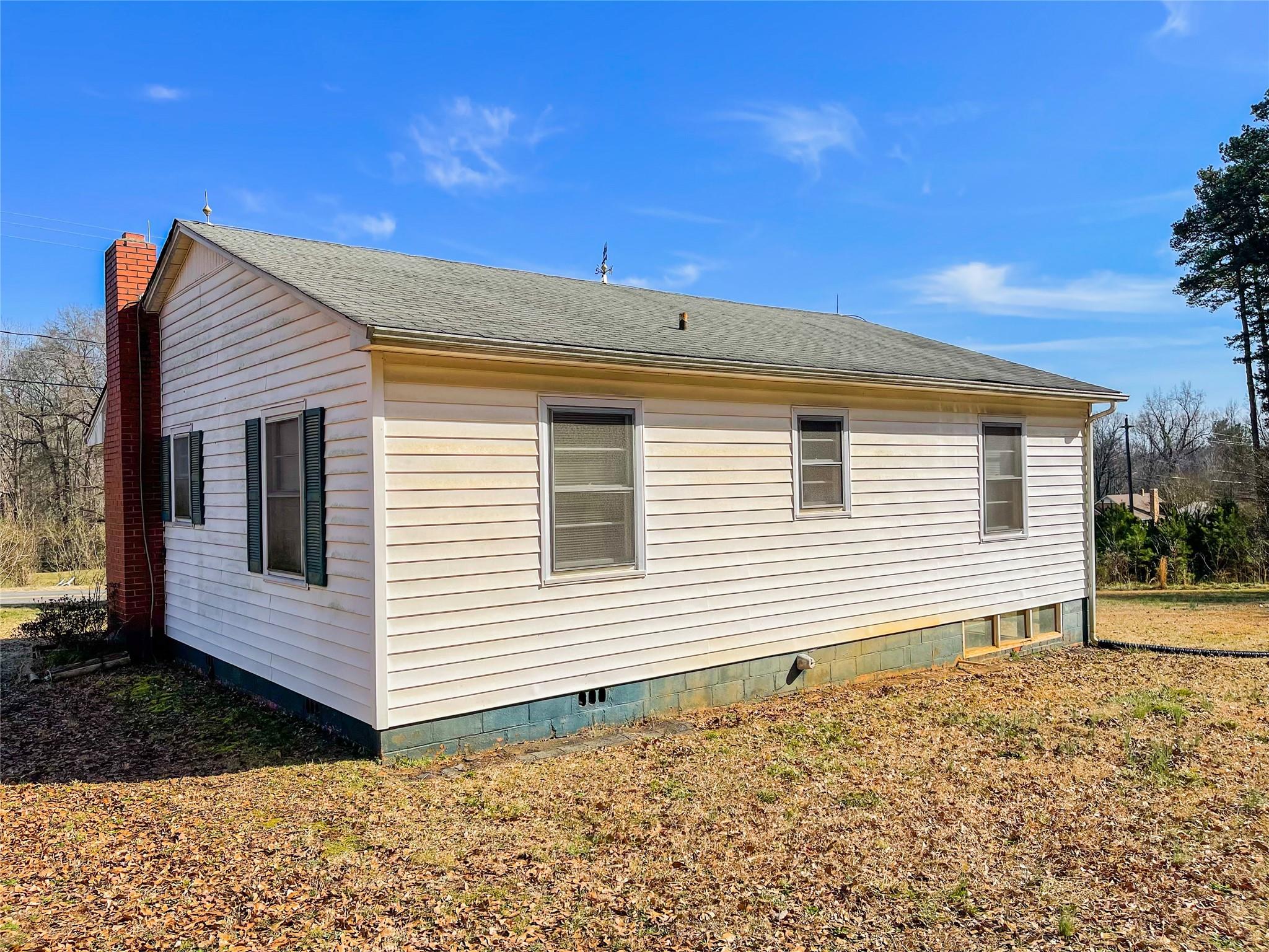 891 Hoffman Road Lincolnton, NC 28092 - Photo 4 of 15 Gallery Image 4