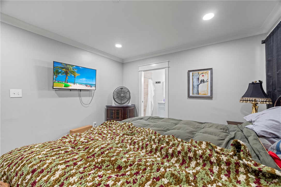 318 South Pine Street Walhalla, SC 29691 - Photo 20 of 50 Primary Bedroom